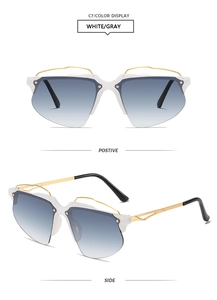 Vues frontale et latérale des lunettes Y2K blanches avec branches en métal doré