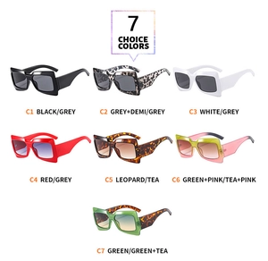 Sélection de sept lunettes de soleil carrées surdimensionnées en diverses couleurs et motifs