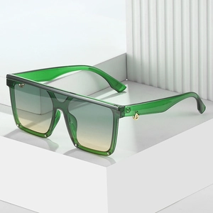 Fashion Oversized Square Sunglasses UV400 Protection PC Frame Gradient Lens Flat Top Retro Style Women Men
