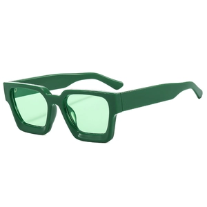 Modische quadratische dunkelgrüne Sonnenbrille mit dickem Harzrahmen und getönten Gläsern