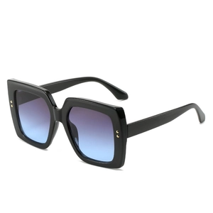 Fashion square wood-grain frame sunglasses with blue-purple gradient lenses and gold rivets