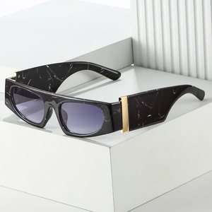 Lunettes De Soleil Rectangulaires Rétro Femmes Hommes Protection UV400 Monture PC Carrée Branche Large Luxe Chic
