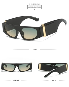 Vues détaillées de lunettes de soleil carrées avec monture noire et verres dégradés