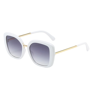 Square fashion sunglasses with white acetate front, gold metal temples and gradient lenses