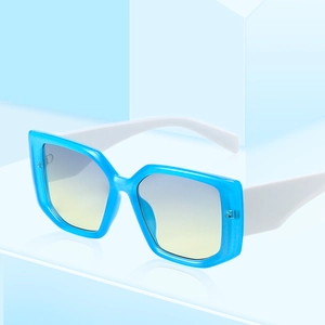 Fashionable square frame sunglasses with blue transparent front and white wide temples