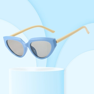 Fashion Cat Eye Sunglasses Retro Y2K Candy Color PC Frame Trendy UV400 Outdoor Streetwear Travel Women Eyewear