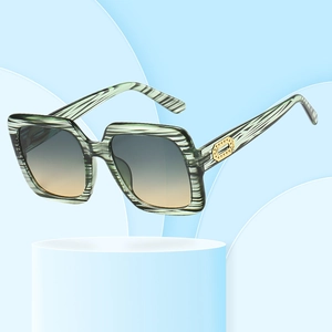 Fashion Square Oversized Sunglasses With UV400 Protection PC Frame And Metal Decoration For Women And Men Outdoor