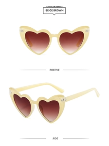 Vues détaillées avant et latérale de lunettes de soleil cœur marron beige à verres dégradés