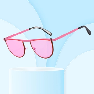 Geometric Cat Eye Sunglasses Metal Frame Gradient Lens UV400 Protection Trendy Chic Fashion Eyewear Women