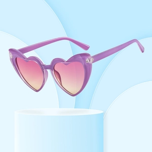 Lunettes De Soleil En Forme De Coeur Protection UV400 Rétro Couleur Gelée Verre Dégradé Monture PC Mode Pour Femmes Fête Voyage