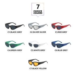 Vue détaillée en grille présentant 7 options de couleurs de lunettes de soleil œil-de-chat