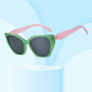 Lunettes De Soleil Œil De Chat Mode Protection UV400 Monture Géométrique PC Rétro Couleur Bonbon Pour Femmes Hommes