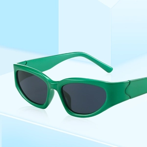 Lunettes de soleil sport vert néon avec verres gris foncé et design enveloppant chic