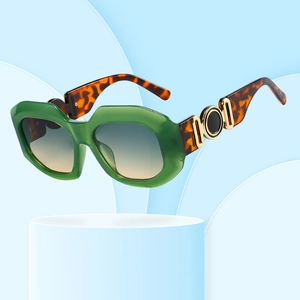 Fashion Oversized Geometric Sunglasses PC Frame Metal Decoration UV400 Gradient Lens Retro Luxury Eyewear Women Men