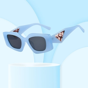 Fashion Geometric Rectangular Sunglasses Trendy Candy Colors UV400 Protection PC Frame Outdoor Travel For Women Men