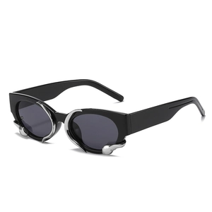 Fashionable square frame sunglasses with silver snake liquid metal wrap design and black lens
