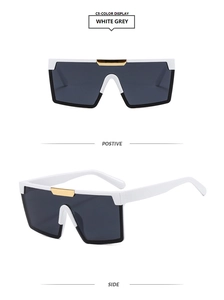 Détails des lunettes de soleil carrées blanches avec verres gris et pont en métal doré
