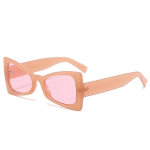 Fashion butterfly cat-eye sunglasses with peach gradient frame and pink lenses