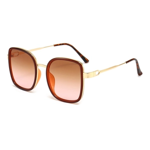 Lunettes de soleil carrées en métal avec verres dégradés et monture dorée