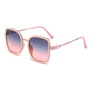 Lunettes de soleil carrées mode pour femme avec verres dégradés roses et monture métal