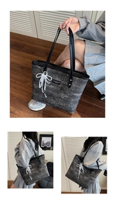 Vista in tre parti di una grande borsa tote in tweed grigio con fiocco di perle