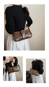 Détail d'un sac vintage en cuir marron avec clous argentés et bandoulière réglable