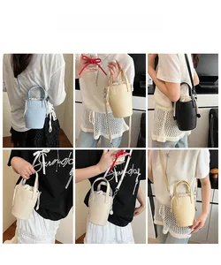 Vues détaillées du sac seau en cuir en plusieurs couleurs avec sac intérieur à cordon