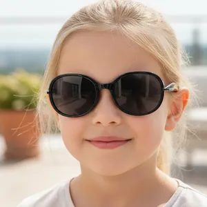 Lunettes de soleil vintage noires ovales pour enfants pour protection solaire plein air