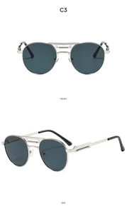 Vues de face et de côté de lunettes aviateur en métal argenté aux verres gris C3