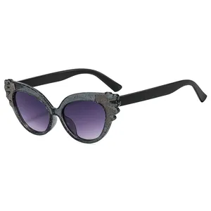 Kids cat eye sunglasses with grey glitter frames and purple gradient lenses