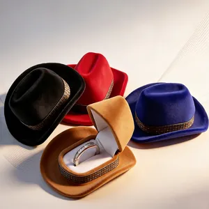 Creatieve Cowboyhoed Sieradendoos Kudde Fluweel Ring Oorbel Opbergdoos Voor Verloving Huwelijksaanzoek Geschenkverpakking