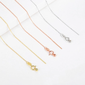 Detail of Italy S925 sterling silver Chopin chains in gold, rose gold and silver