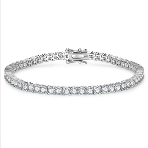 Macro shot of S925 sterling silver hallmark on the clasp of a moissanite tennis bracelet