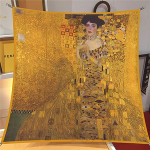 Sciarpa in seta con il ritratto di Adele Bloch-Bauer I di Gustav Klimt in toni dorati