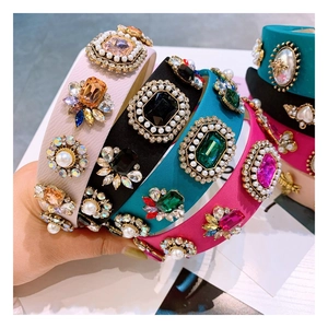 Baroque crystal headband with colorful gemstones and pearls for a vintage palace look