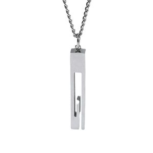 Minimalist silver stainless steel necklace with hollow rectangular G-column pendant