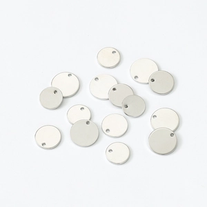 Polished silver metal round charm tags for DIY jewelry making and personalized engraving