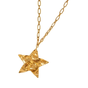 Hammered gold star necklace in 18k gold plated stainless steel with link chain