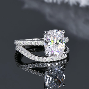 S925 sterling silver cushion cut double layer ring set with zircon on black mirror surface