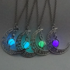 Zinc alloy moon necklace set with four glowing luminous beads in different colors