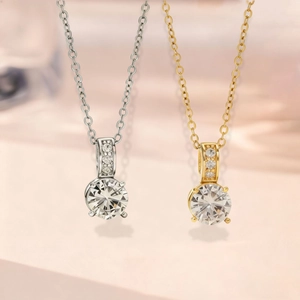 Pendant Necklace Copper Zircon Sparkling Round Cut Jewelry For Women Elegant Clavicle Chain Korean Style