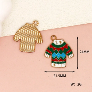 Detailed view of 24mm Christmas sweater enamel charm with 2g weight for DIY jewelry