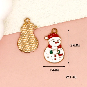 Detail view of snowman jewelry charm with 25mm height and 15mm width measurements.
