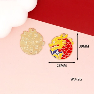 Detailed view of Chinese zodiac dragon pendant with dimensions and weight info