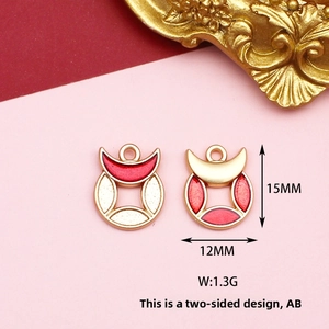 Detail showing 15x12mm dimensions and double-sided design of Chinese style alloy enamel charm.