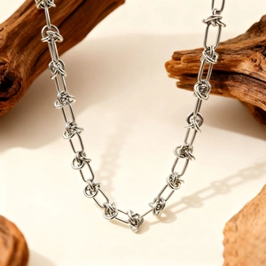 Retro thorn knot necklace in silver stainless steel, minimalist hip-hop industrial style