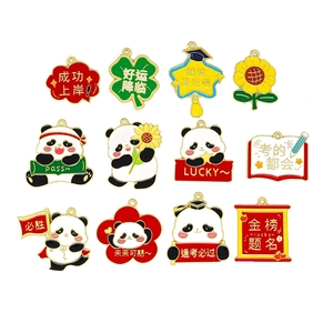 Süße Panda-Emaille-Anhänger aus Legierung für DIY-Schmuck und kreative Schlüsselanhänger