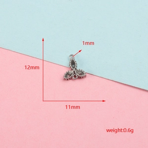 Detail view of stainless steel DIY jewelry pendant with exact size measurements