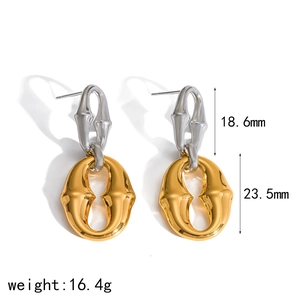 Two-tone gold and silver stainless steel oval hoop earrings with size and weight markers