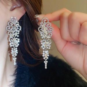 Vintage palace style long chandelier earrings with marquise rhinestones